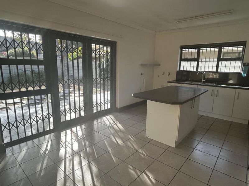 4 Bedroom Property for Sale in Rondebosch Western Cape